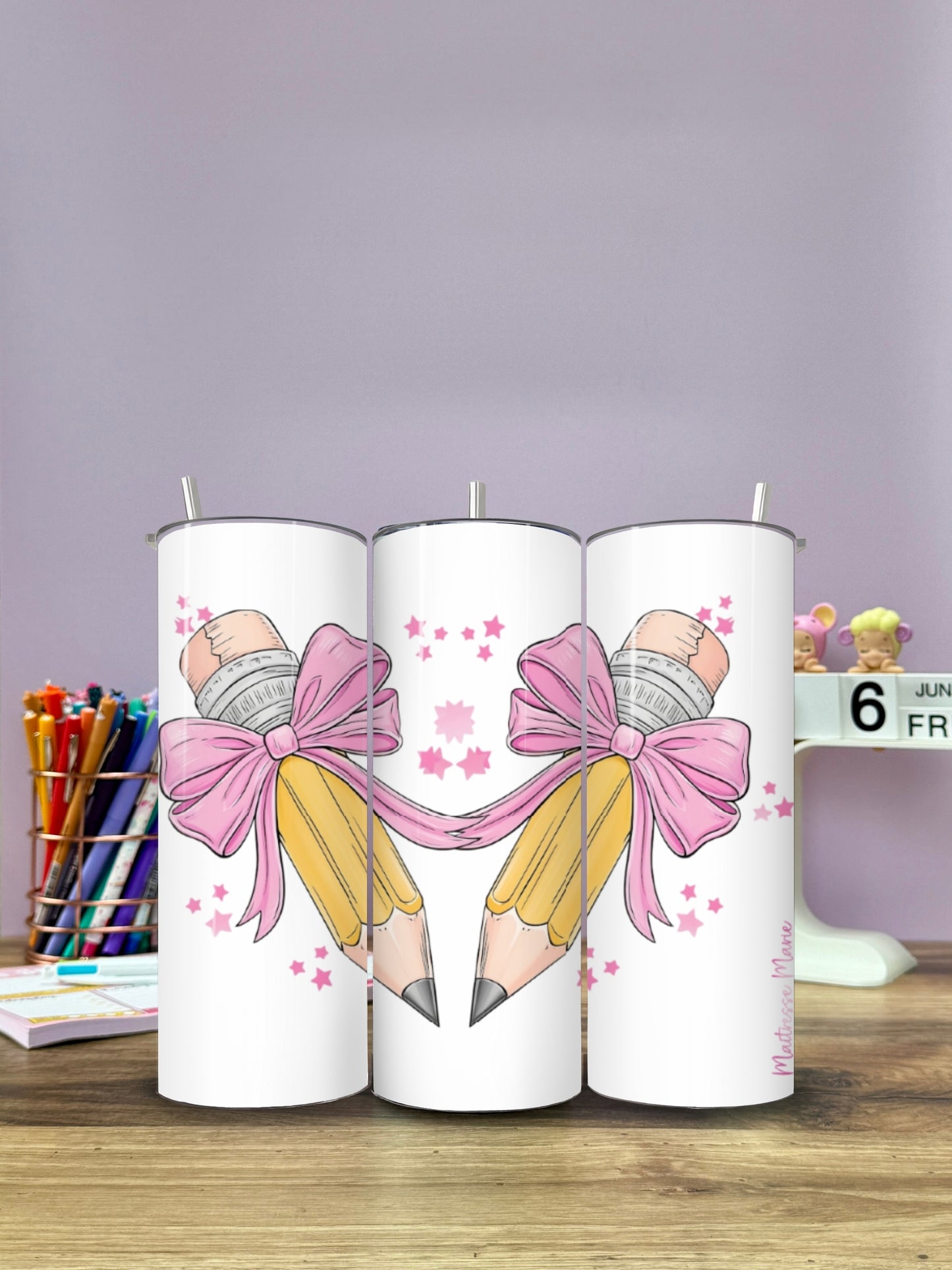 Mug Isotherme 591ml avec Couvercle et Paille - Maîtresse Girly - Personnalisable