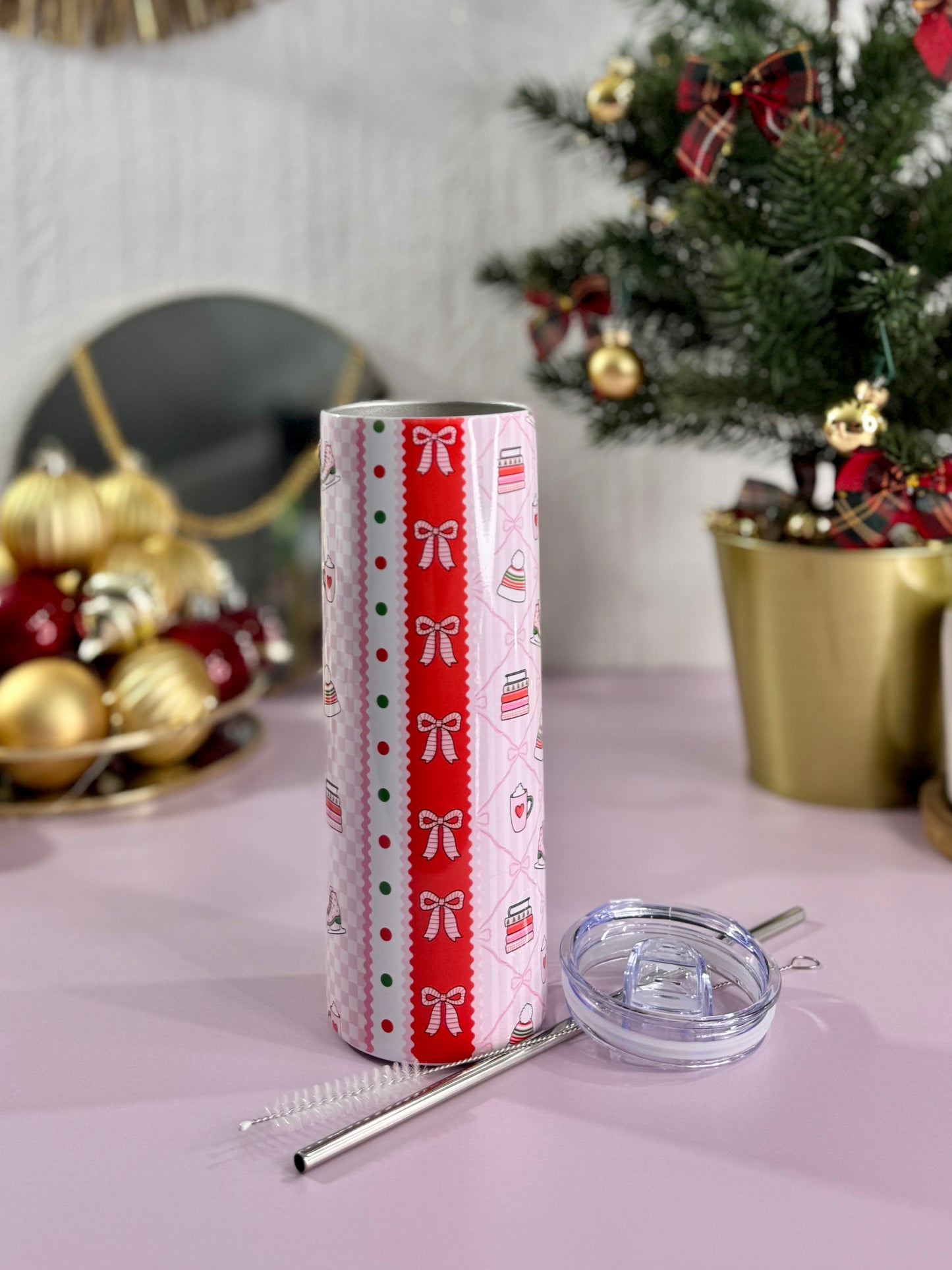 Tumbler Isotherme 591ml avec Couvercle et Paille - Winter Ice Girl