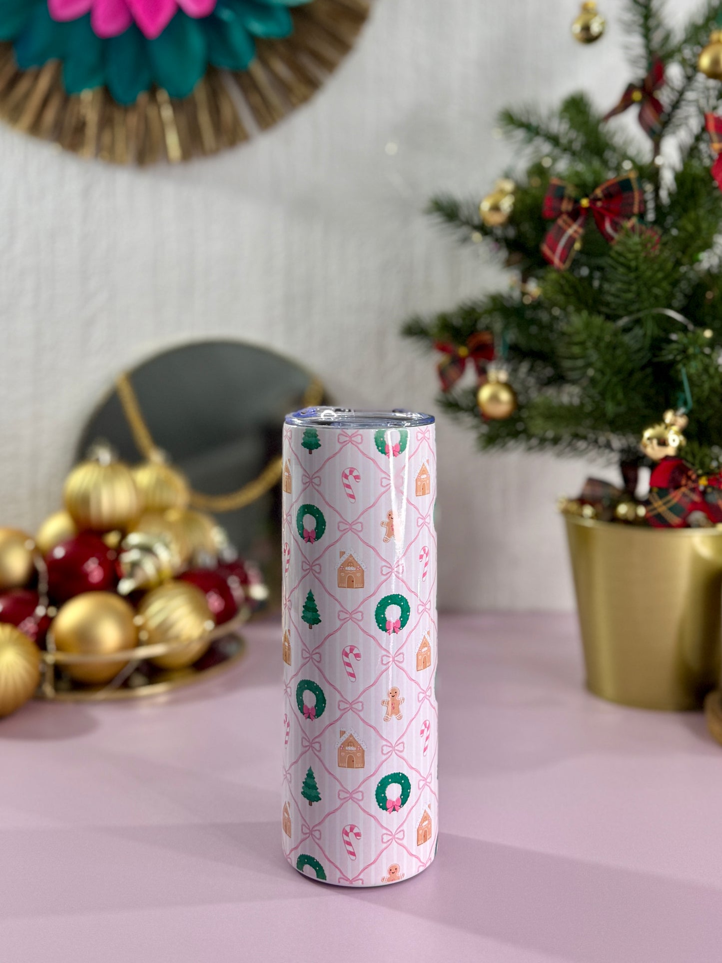 Mug Isotherme 591ml avec Couvercle et Paille - Christmas Ribbon
