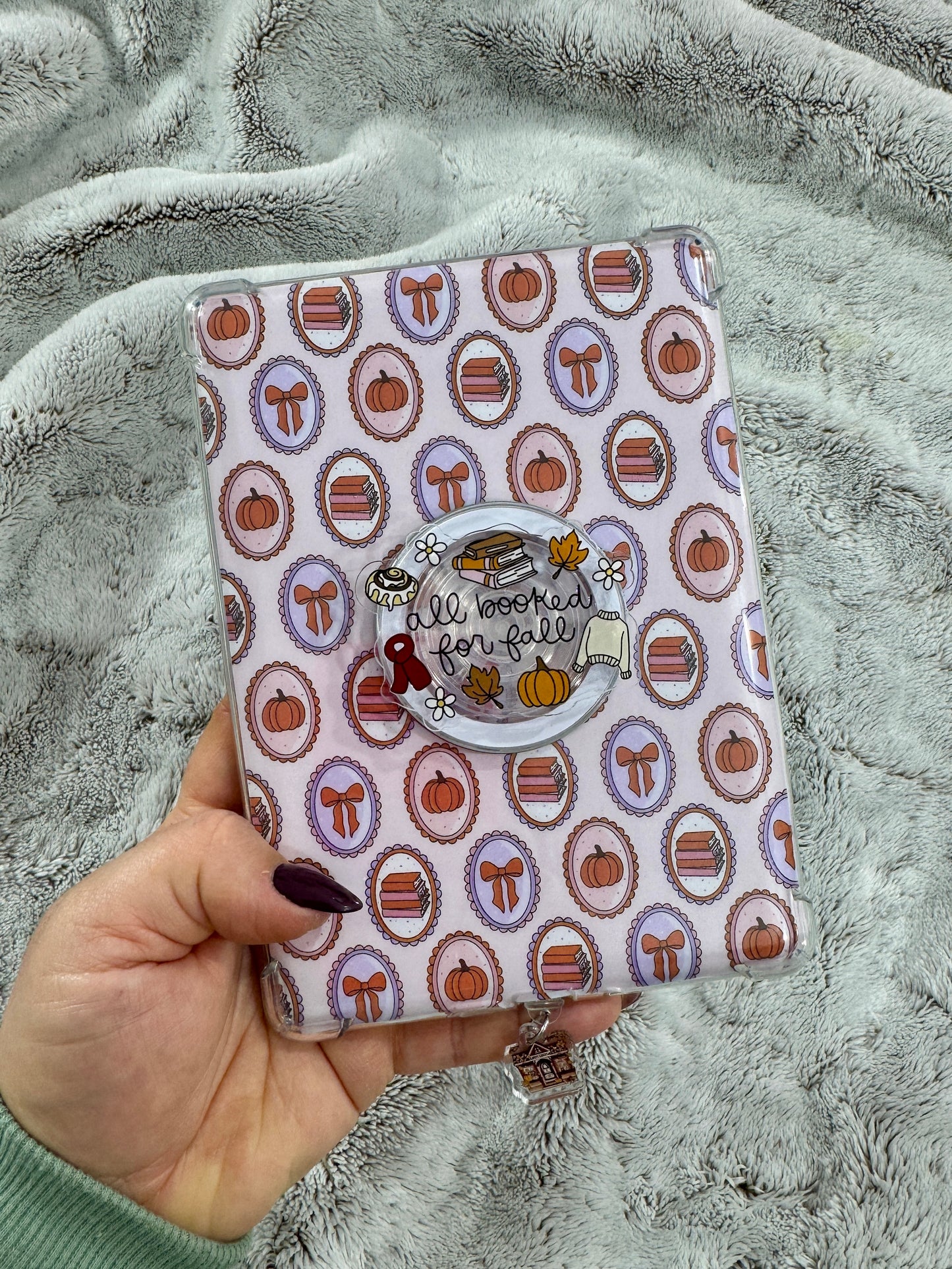 Kindle Grip - Booked For Fall