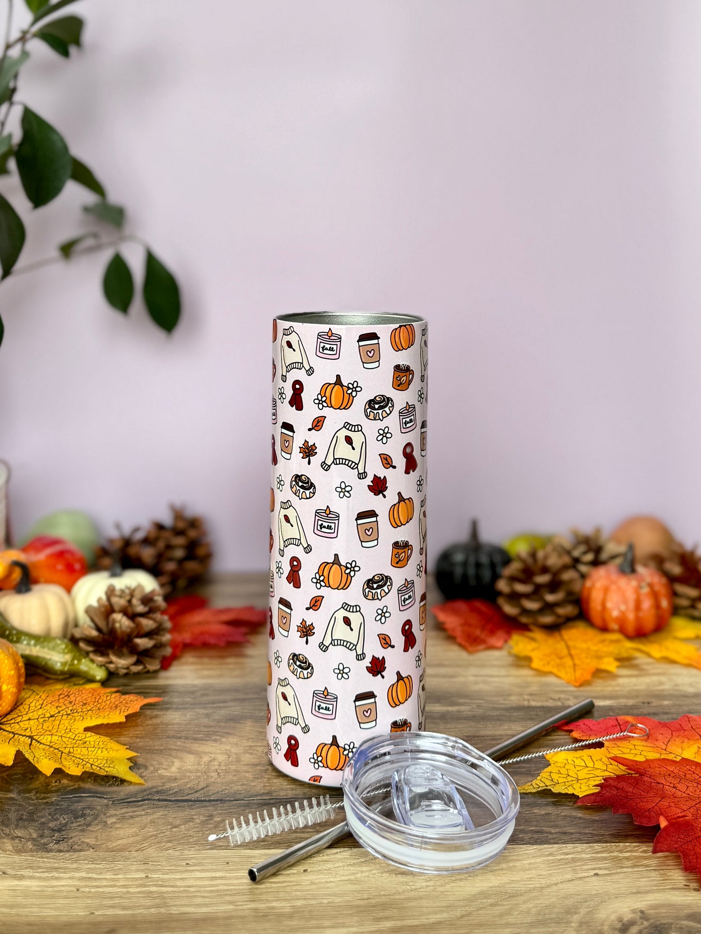 Tumbler Isotherme 591ml avec Couvercle et Paille - Cozy Girl D'Automne