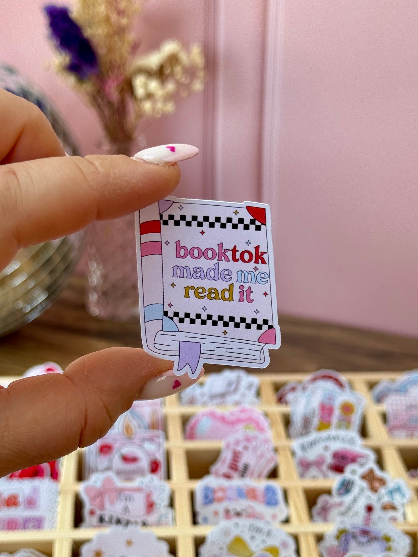 Stickers - BookTok Made Me Read It